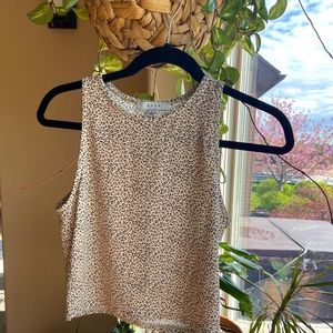 SUPER CUTE Cheetah print tank top